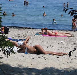 sexy ass girls naked in public on the beach