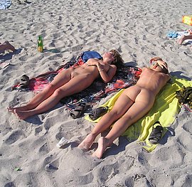 alison angel lesbian at beach