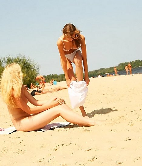 beach nudist sex