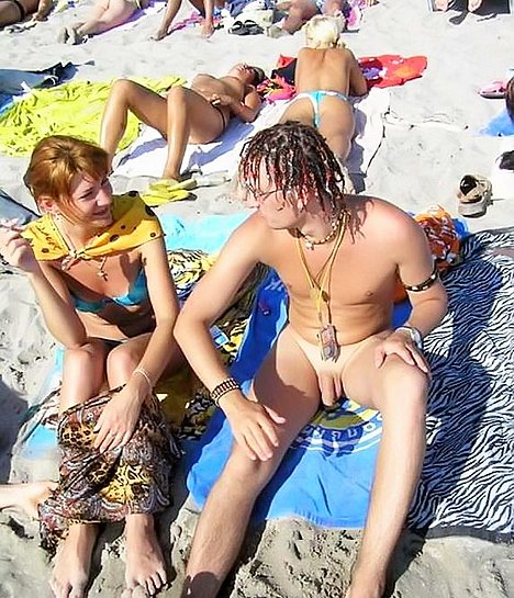 girl sexy beach bums