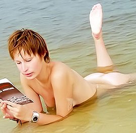nude russian girls on beach photographs