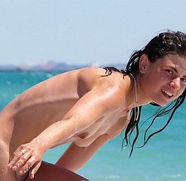 saggy tits at nude beach
