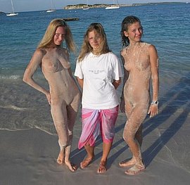 pussies beach nude girls