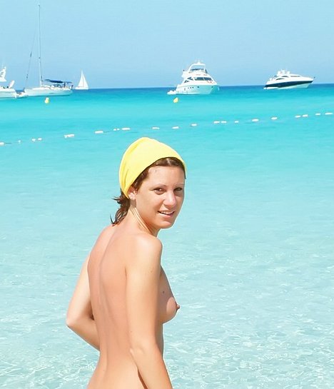 horny men on nude beach
