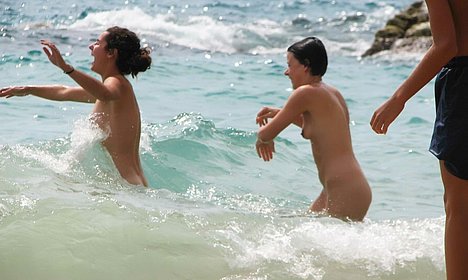 free nude beach photos