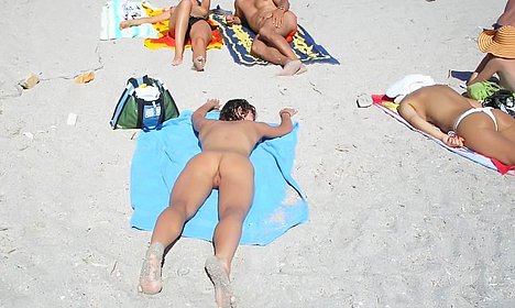 naked wife on beach story