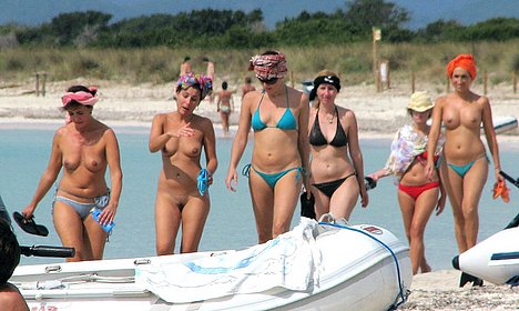 nude grandmother beach