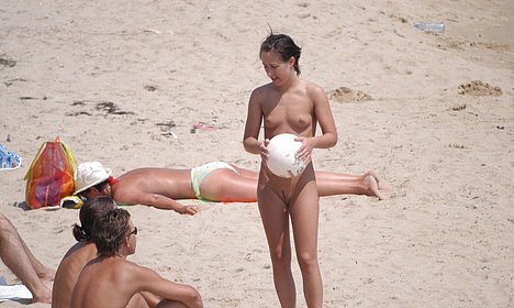 couple beach sex